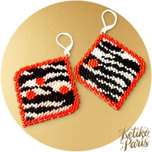 Pattern - Pendentif ZEBRE CARRE ROUGE