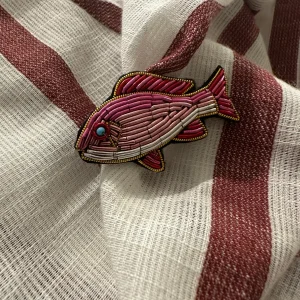 Broche Fisher