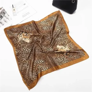 Foulard Léopard Sauvage