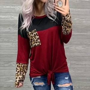 Pull Léopard Rouge Femme