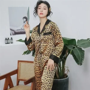 Pyjama Léopard Satin