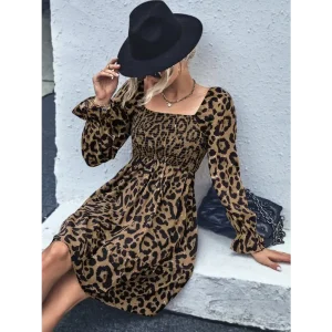 Robe Léopard Courte à Col Carré Café