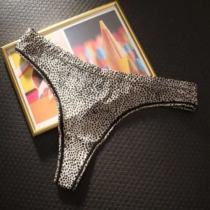 String Léopard Femme motif 3