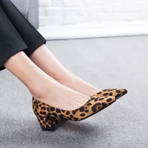 Talons Léopard Carrés